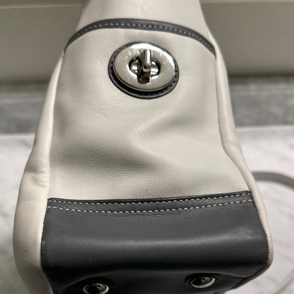 Coach Two-Tone Cream and Gray Shoulder Bag - Picture 7 of 8
